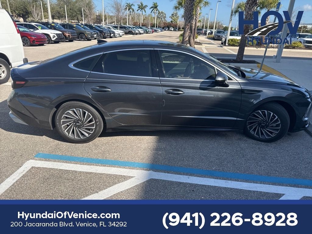 2025 Hyundai SONATA HYBRID Limited