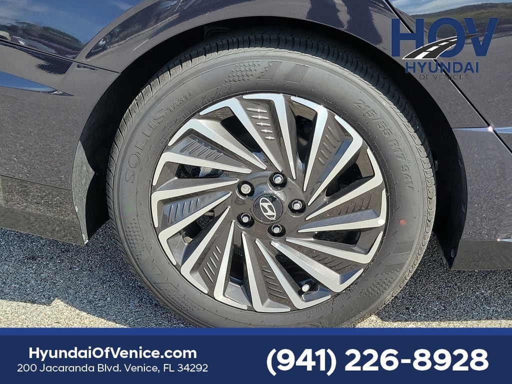 2025 Hyundai SONATA HYBRID Limited