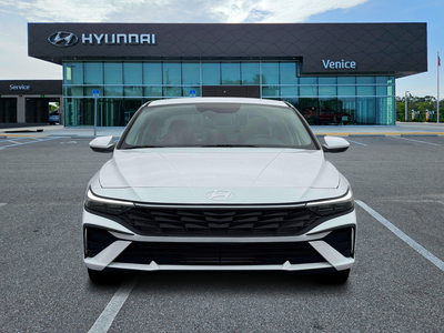 2026 Hyundai ELANTRA SE