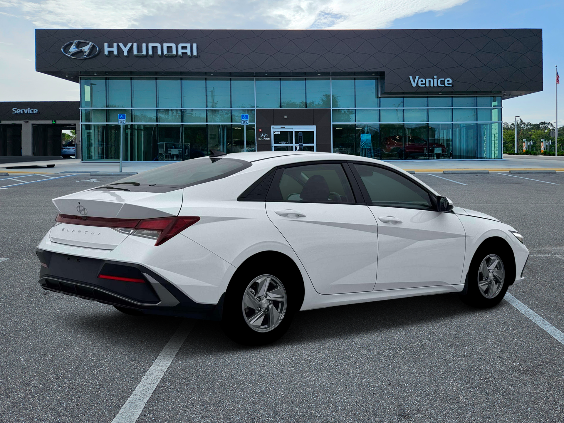 2026 Hyundai ELANTRA SE