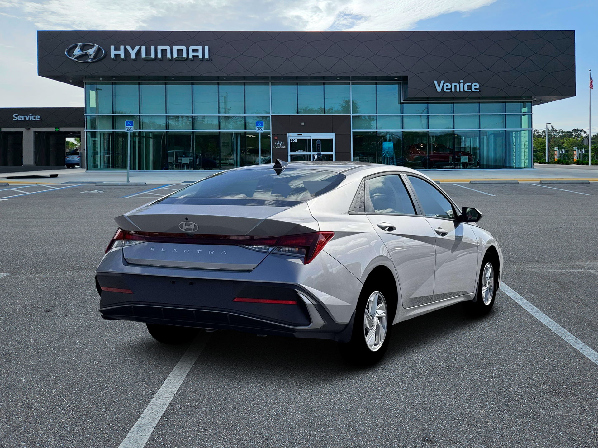 2026 Hyundai ELANTRA SE