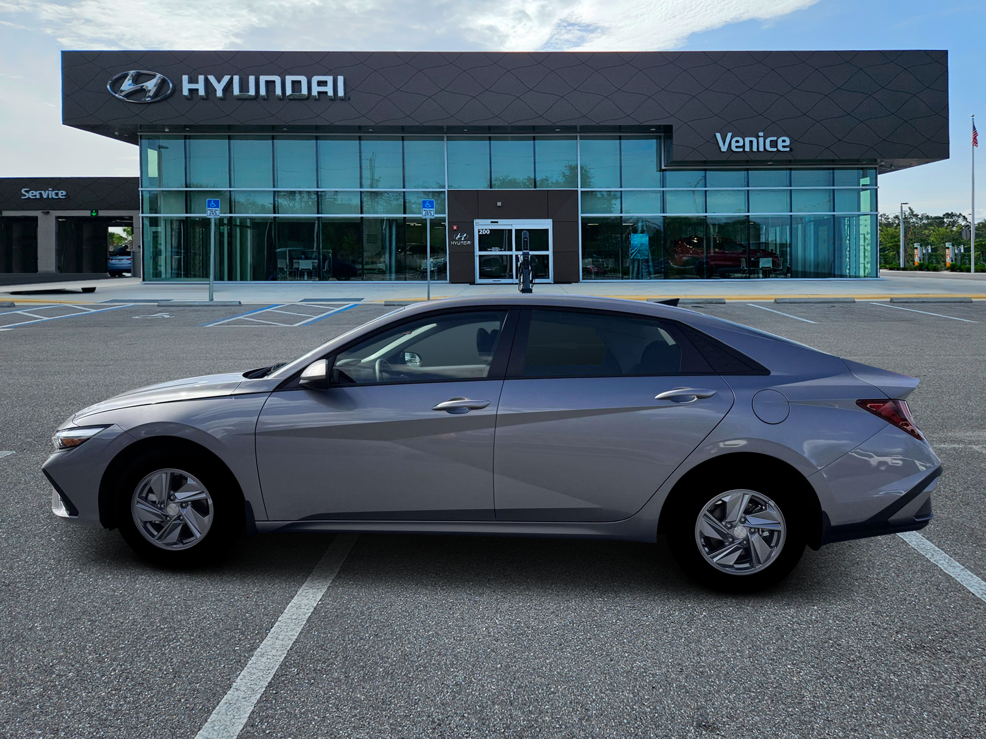 2026 Hyundai ELANTRA SE