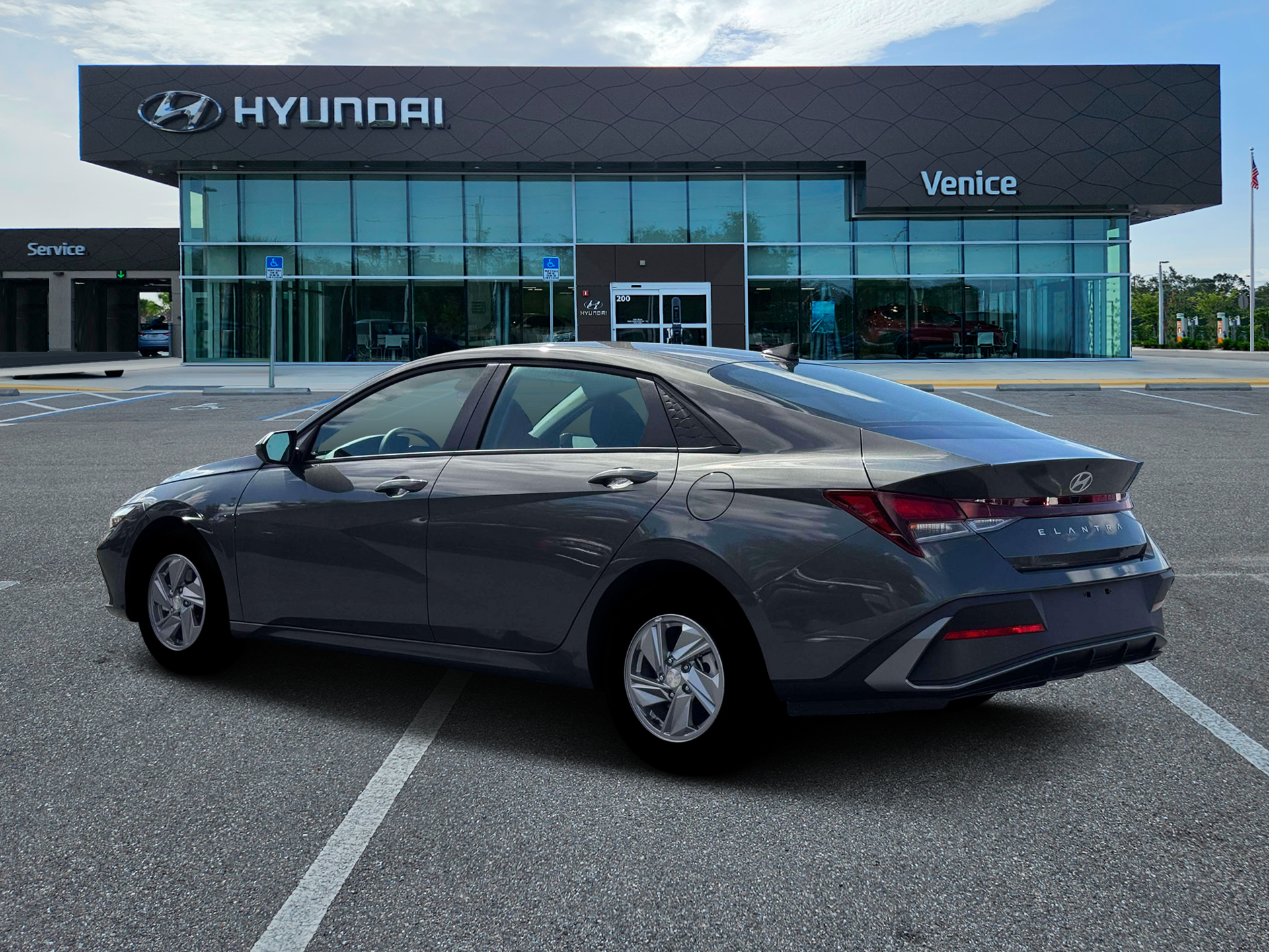 2026 Hyundai ELANTRA SE