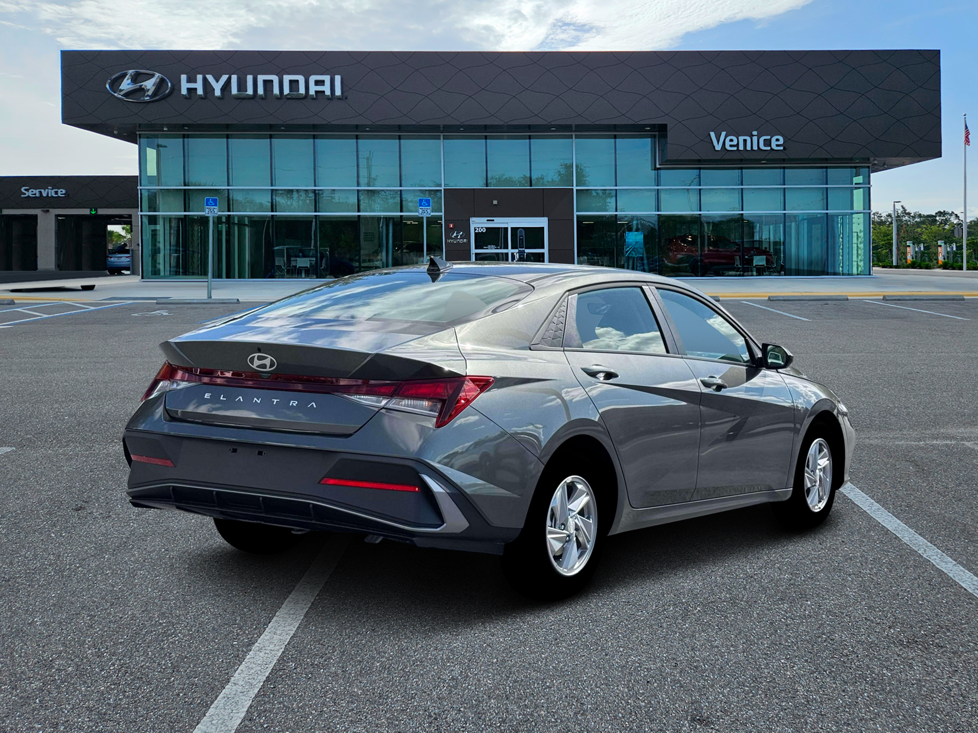 2026 Hyundai ELANTRA SE