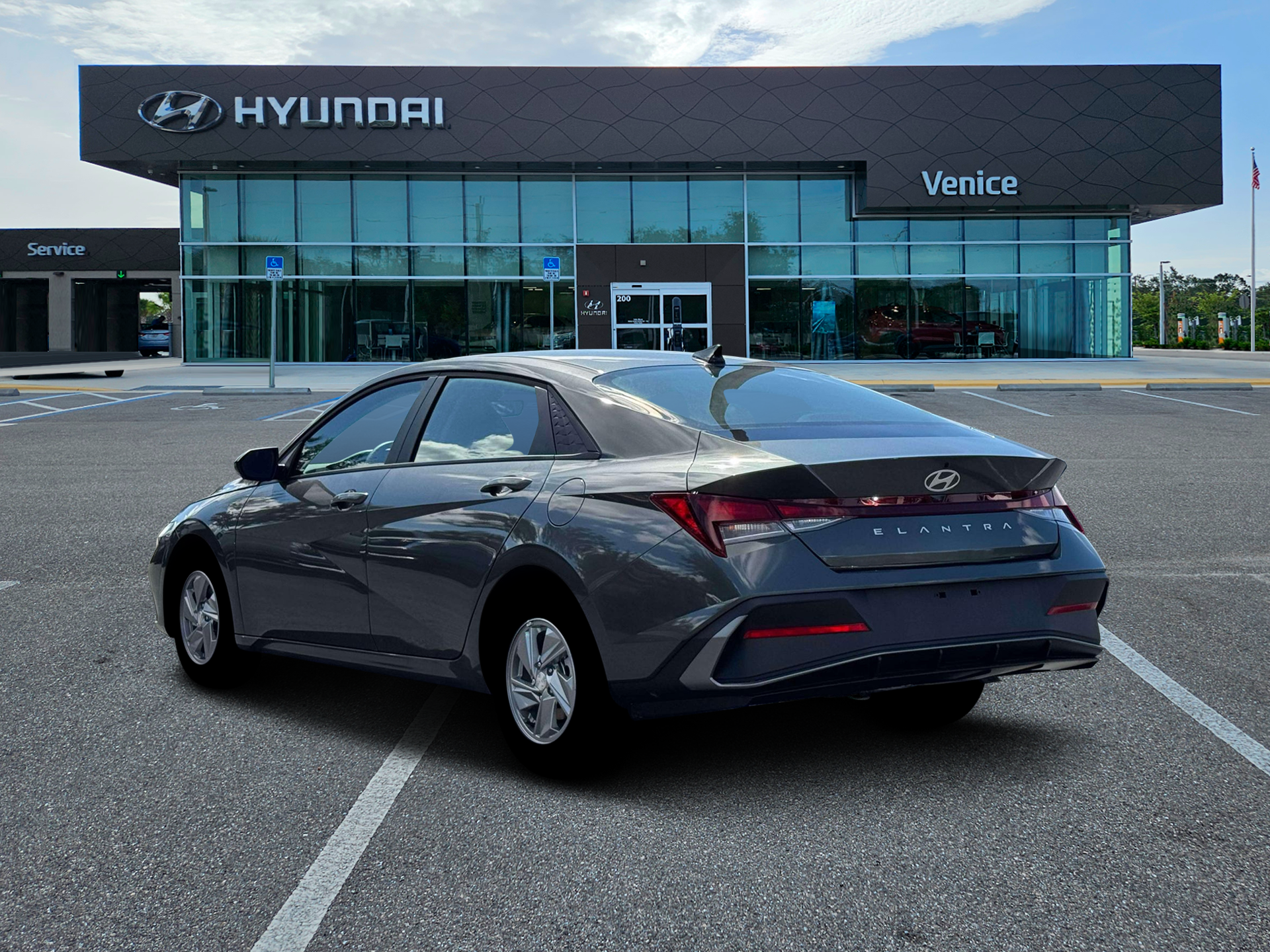 2026 Hyundai ELANTRA SE