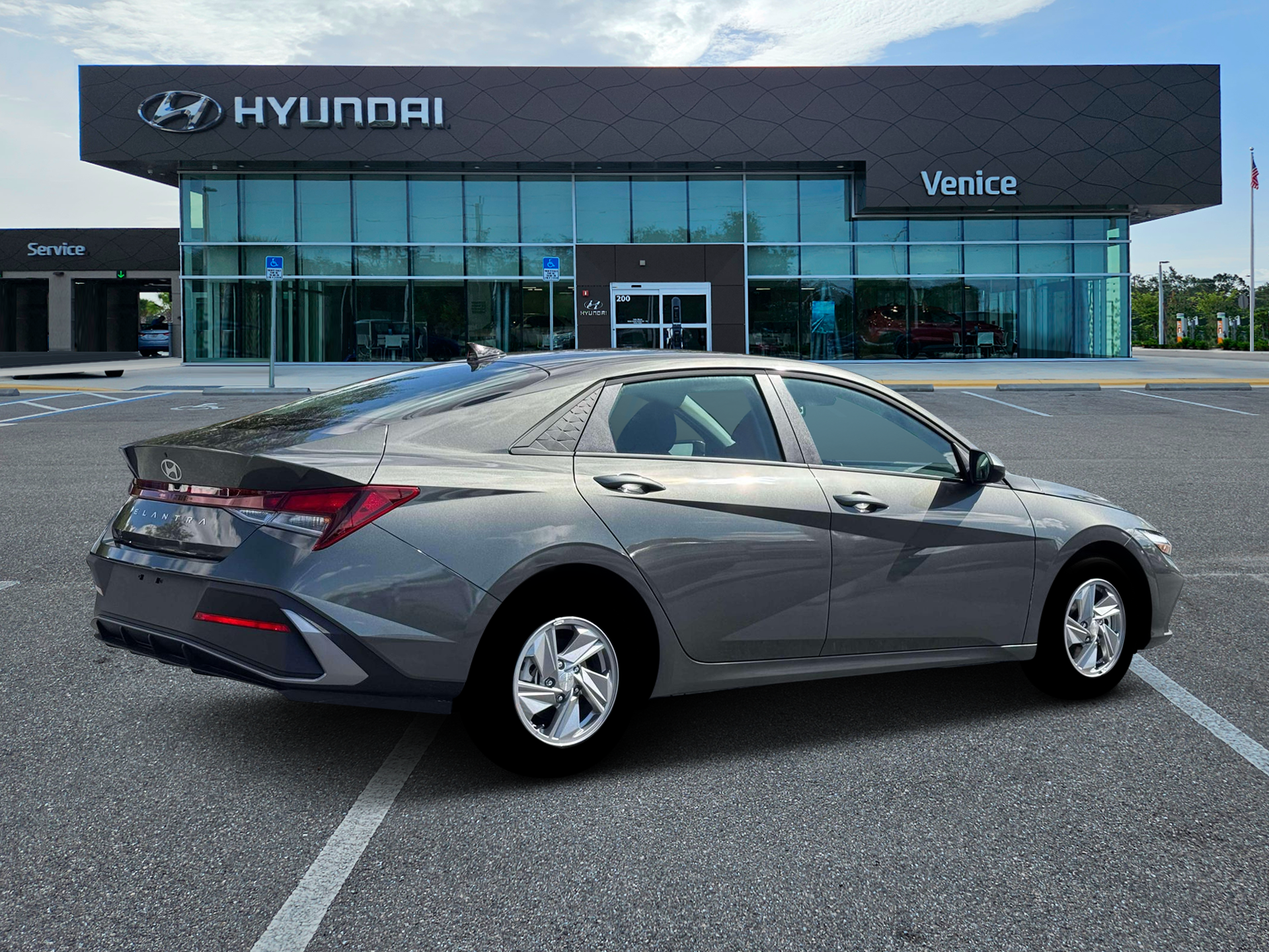 2026 Hyundai ELANTRA SE