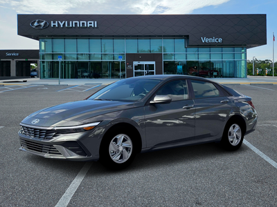 2026 Hyundai ELANTRA SE