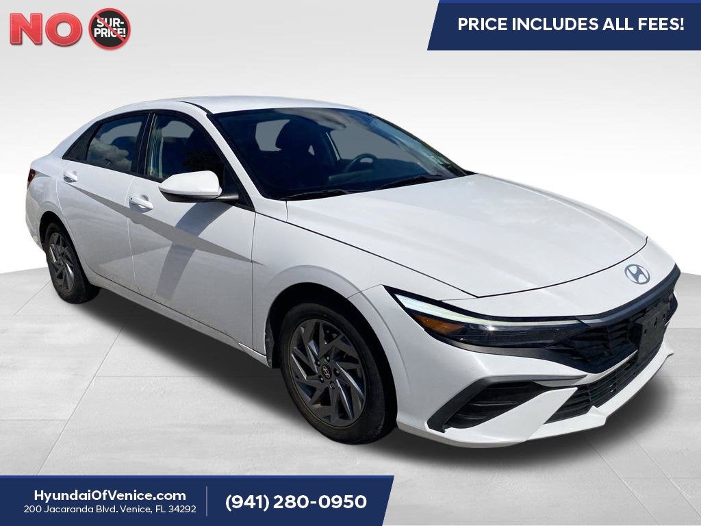 2024 Hyundai ELANTRA SEL