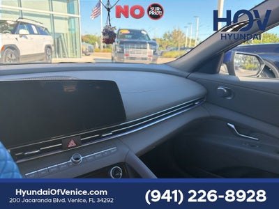 2024 Hyundai ELANTRA SEL