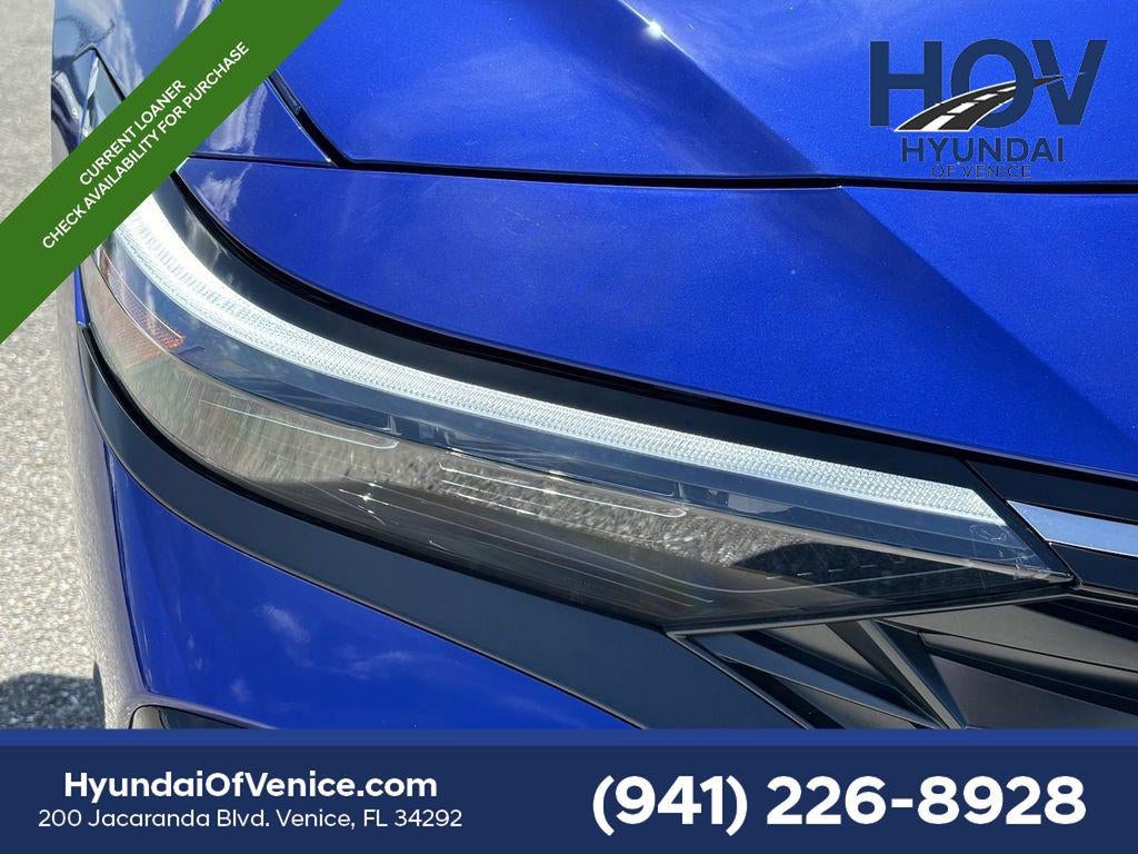 2025 Hyundai ELANTRA Limited