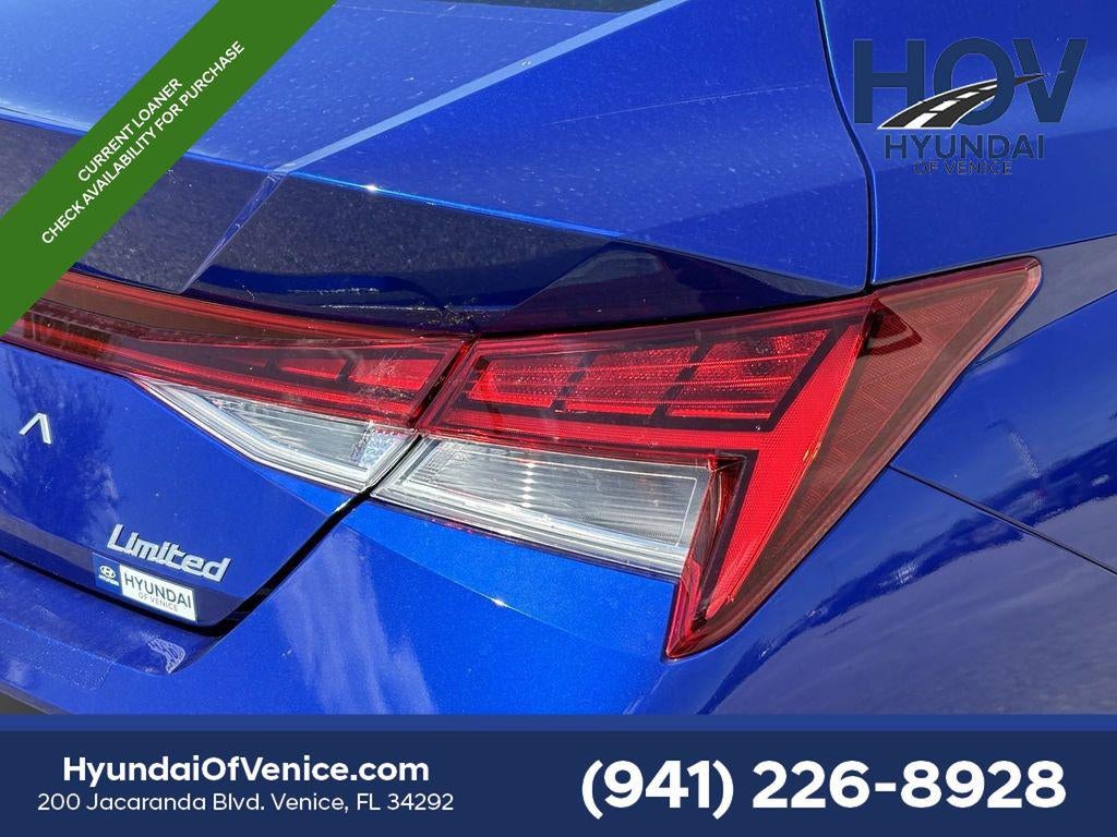 2025 Hyundai ELANTRA Limited