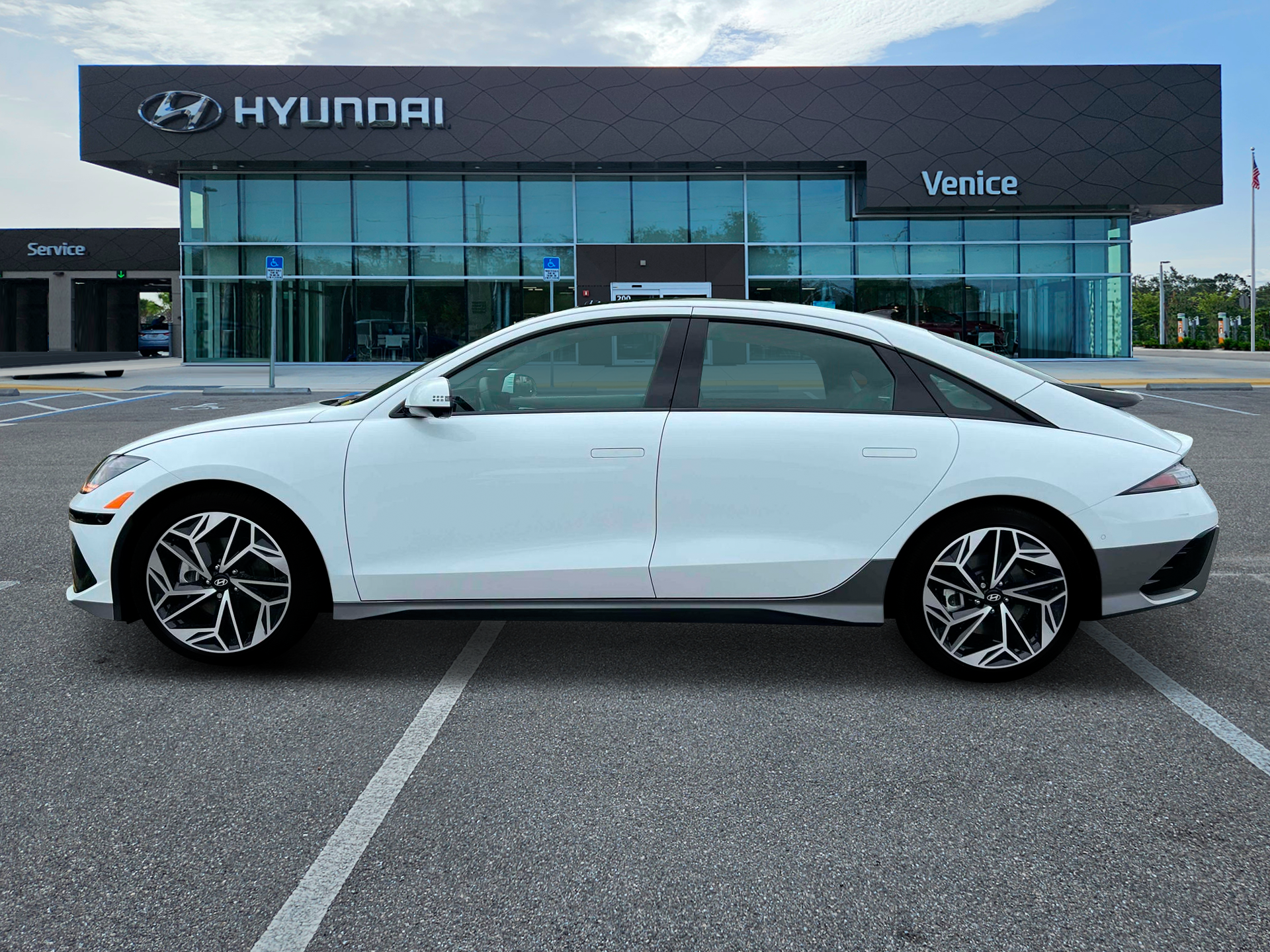 2025 Hyundai IONIQ 6 Limited