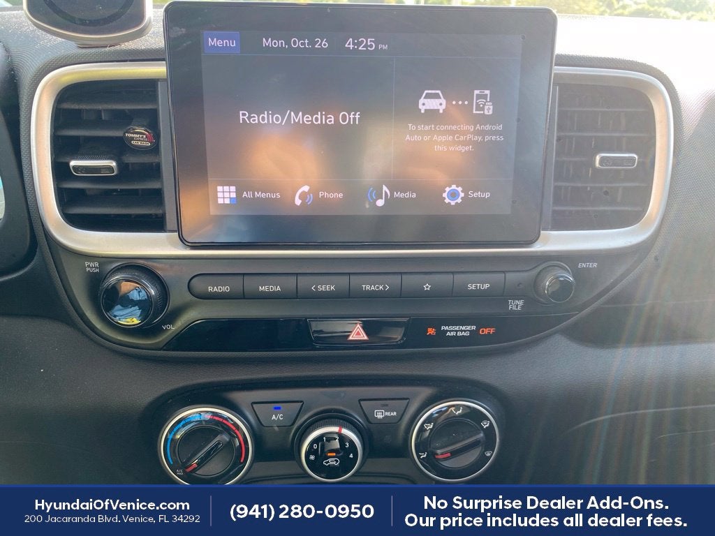 2024 Hyundai VENUE SE