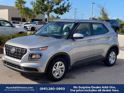 2024 Hyundai VENUE SE
