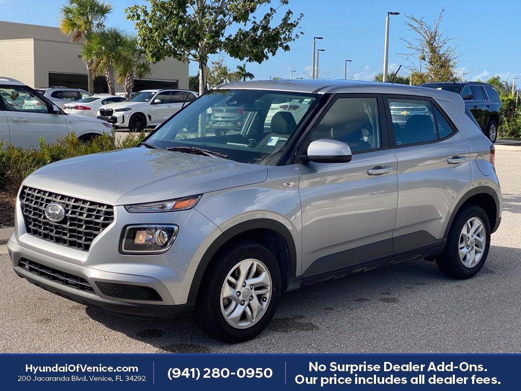 2024 Hyundai VENUE SE