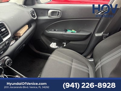 2024 Hyundai VENUE SEL