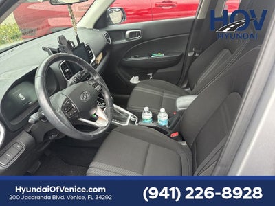 2024 Hyundai VENUE SEL