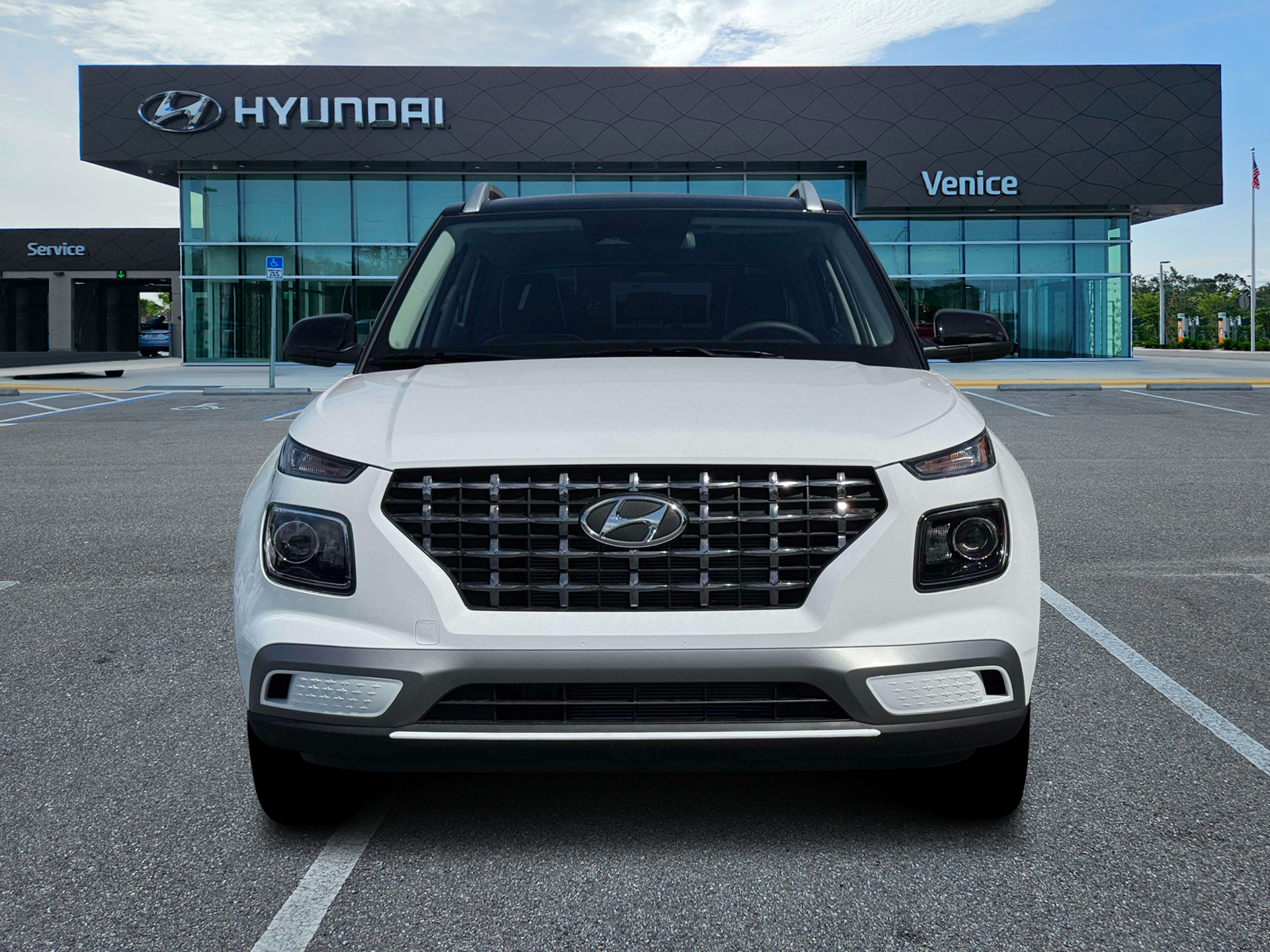 2026 Hyundai VENUE SEL W/Two-Tone Roof