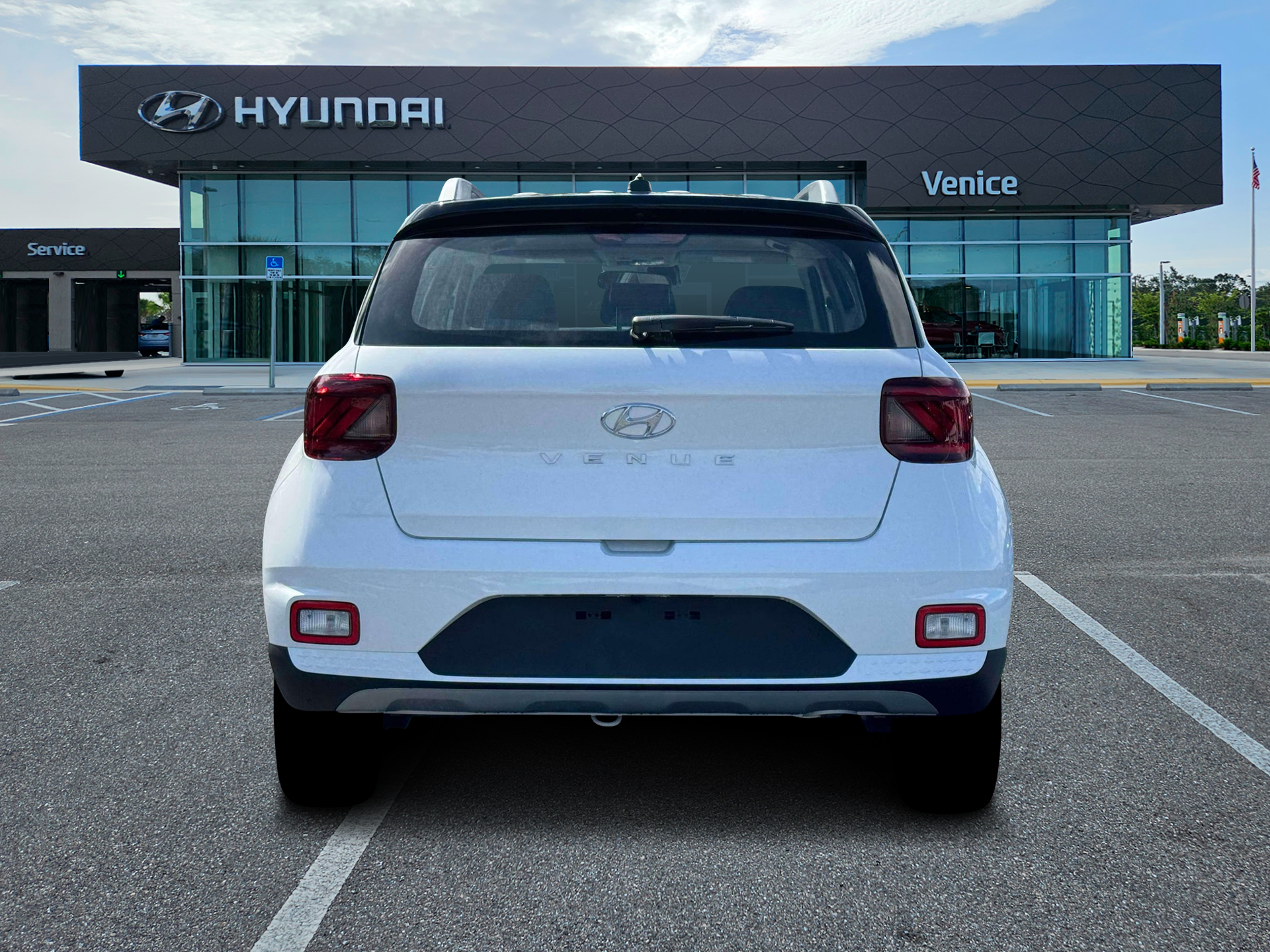 2026 Hyundai VENUE SEL W/Two-Tone Roof