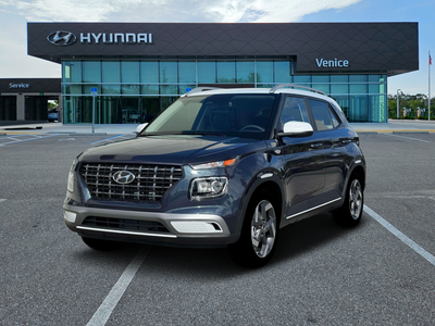 2026 Hyundai VENUE SEL W/Two-Tone Roof