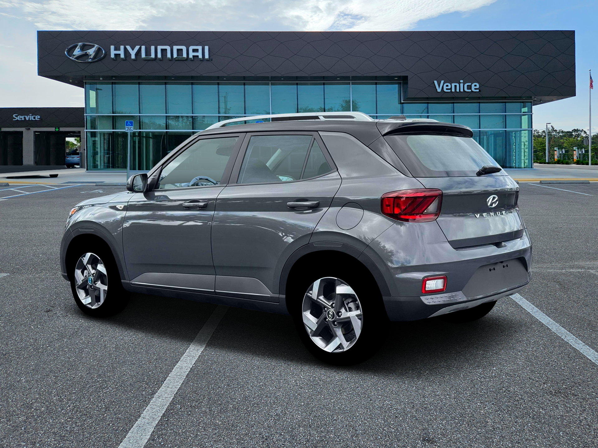 2026 Hyundai VENUE SEL W/Two-Tone Roof