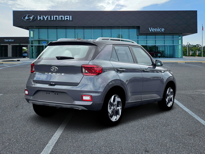 2026 Hyundai VENUE SEL W/Two-Tone Roof