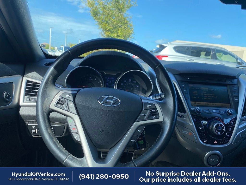 2016 Hyundai VELOSTER Base