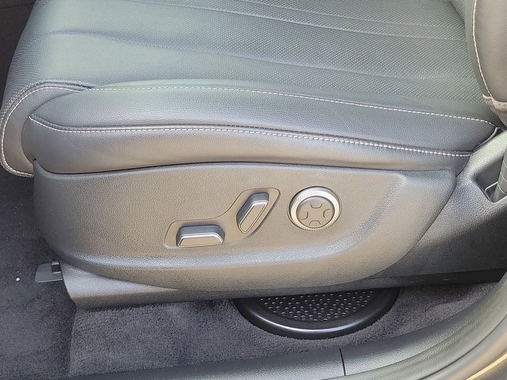 2024 GENESIS GV80 - Photo 28