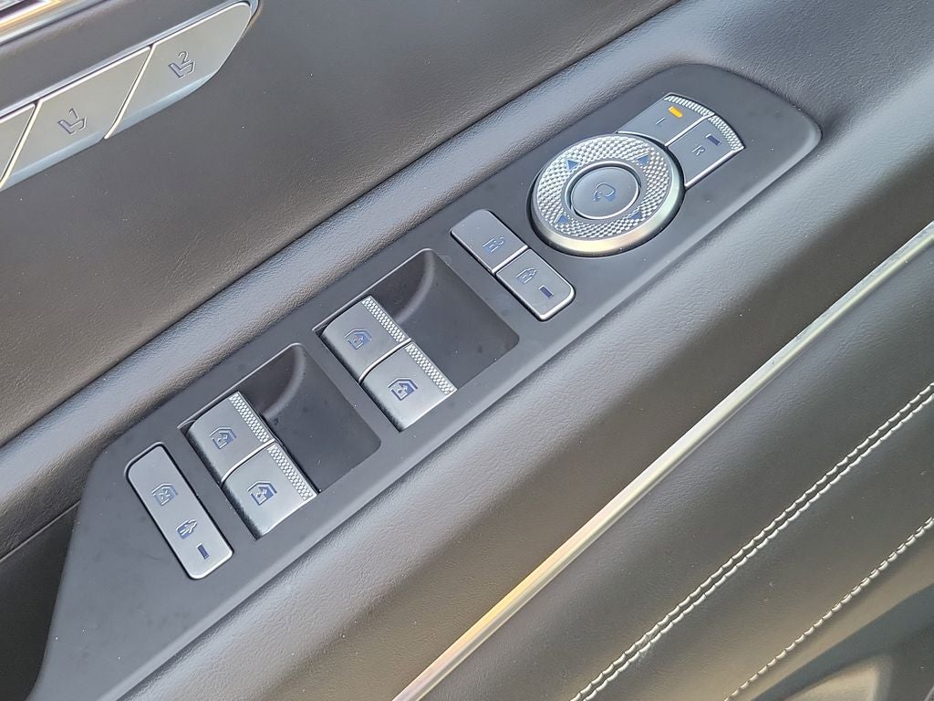 2024 GENESIS GV80 - Photo 31