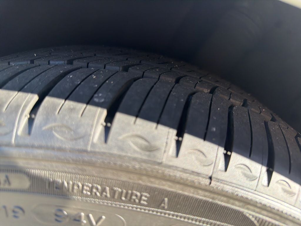 2020 Kia Cadenza Limited