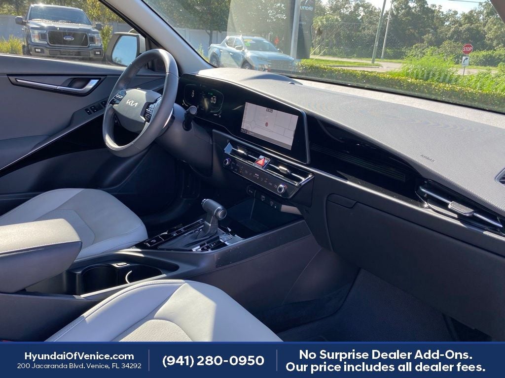 2023 Kia Niro EX
