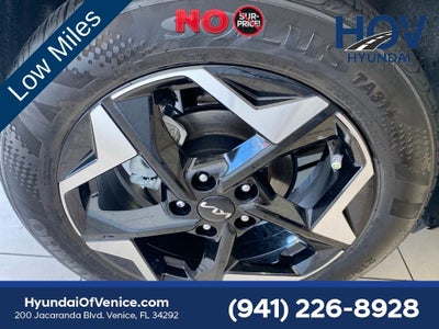 2025 Kia Seltos EX