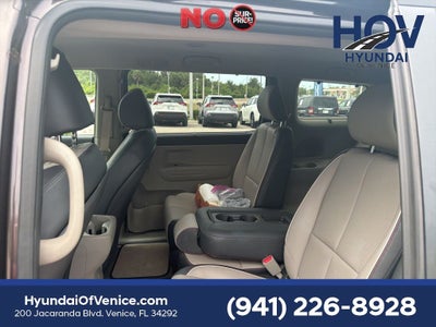 2018 Kia Sedona LX