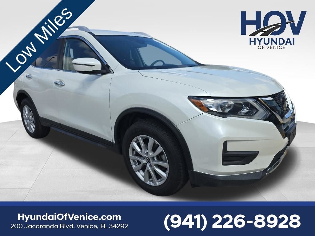 2020 Nissan Rogue SV