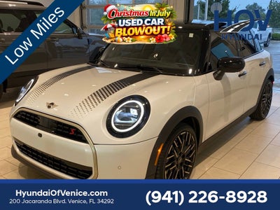 2026 MINI Cooper S Iconic