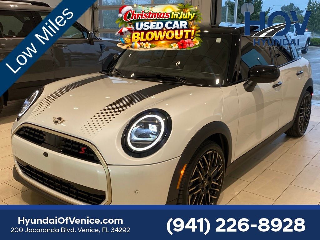 2026 MINI Cooper S Iconic