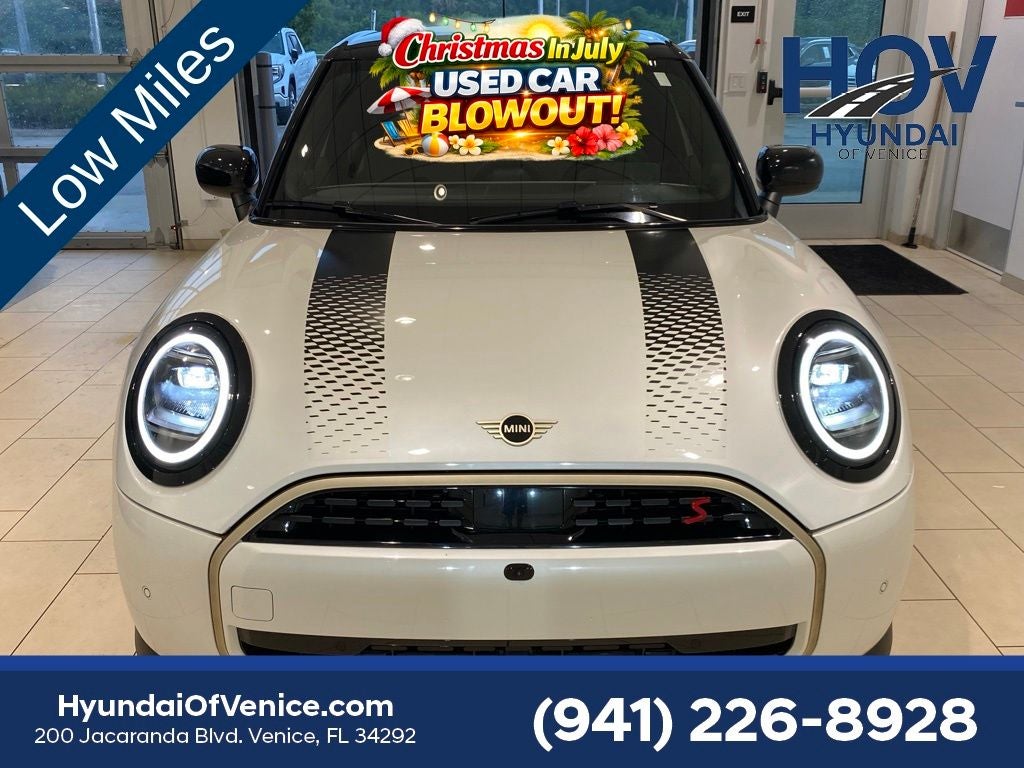 2026 MINI Cooper S Iconic
