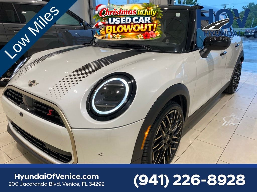 2026 MINI Cooper S Iconic