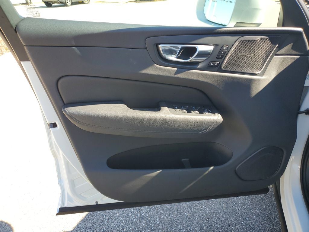 2019 Volvo XC60 T6 Momentum