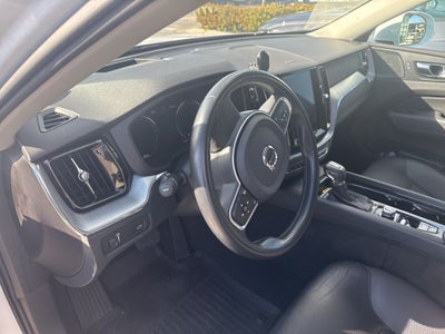 2019 Volvo XC60 T6 Momentum