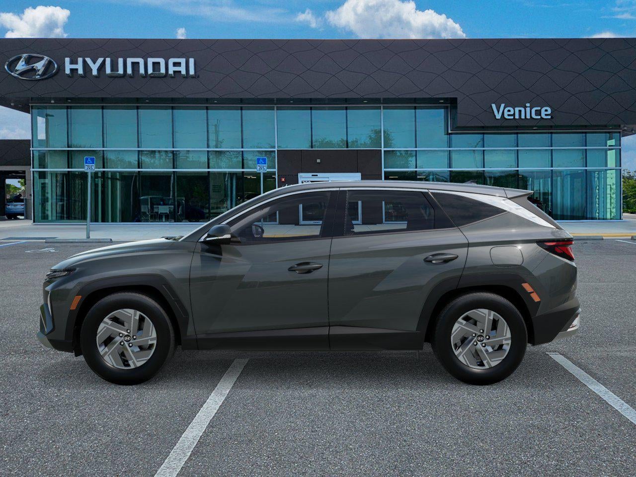 2026 Hyundai TUCSON HYBRID Blue