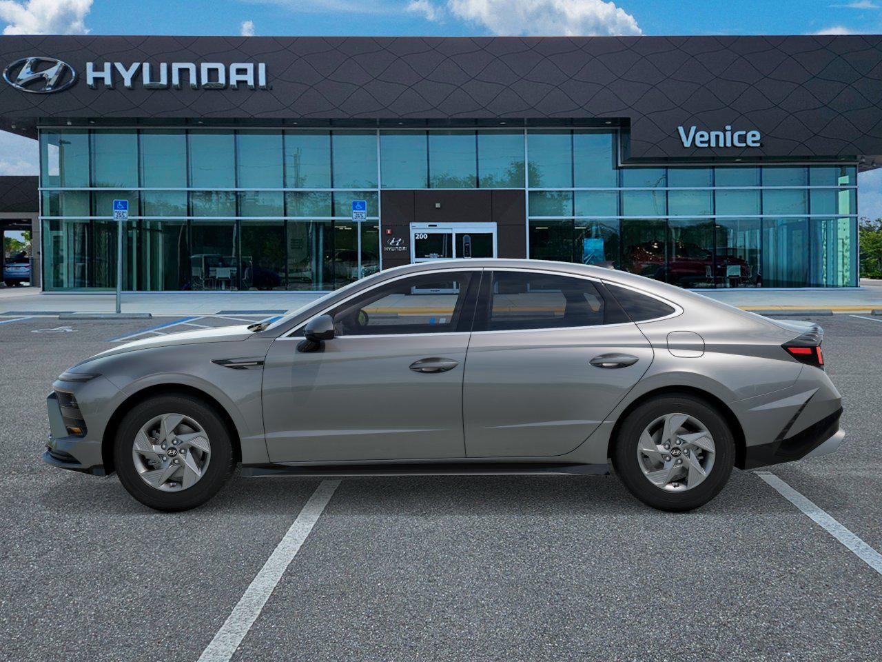 2026 Hyundai SONATA SE