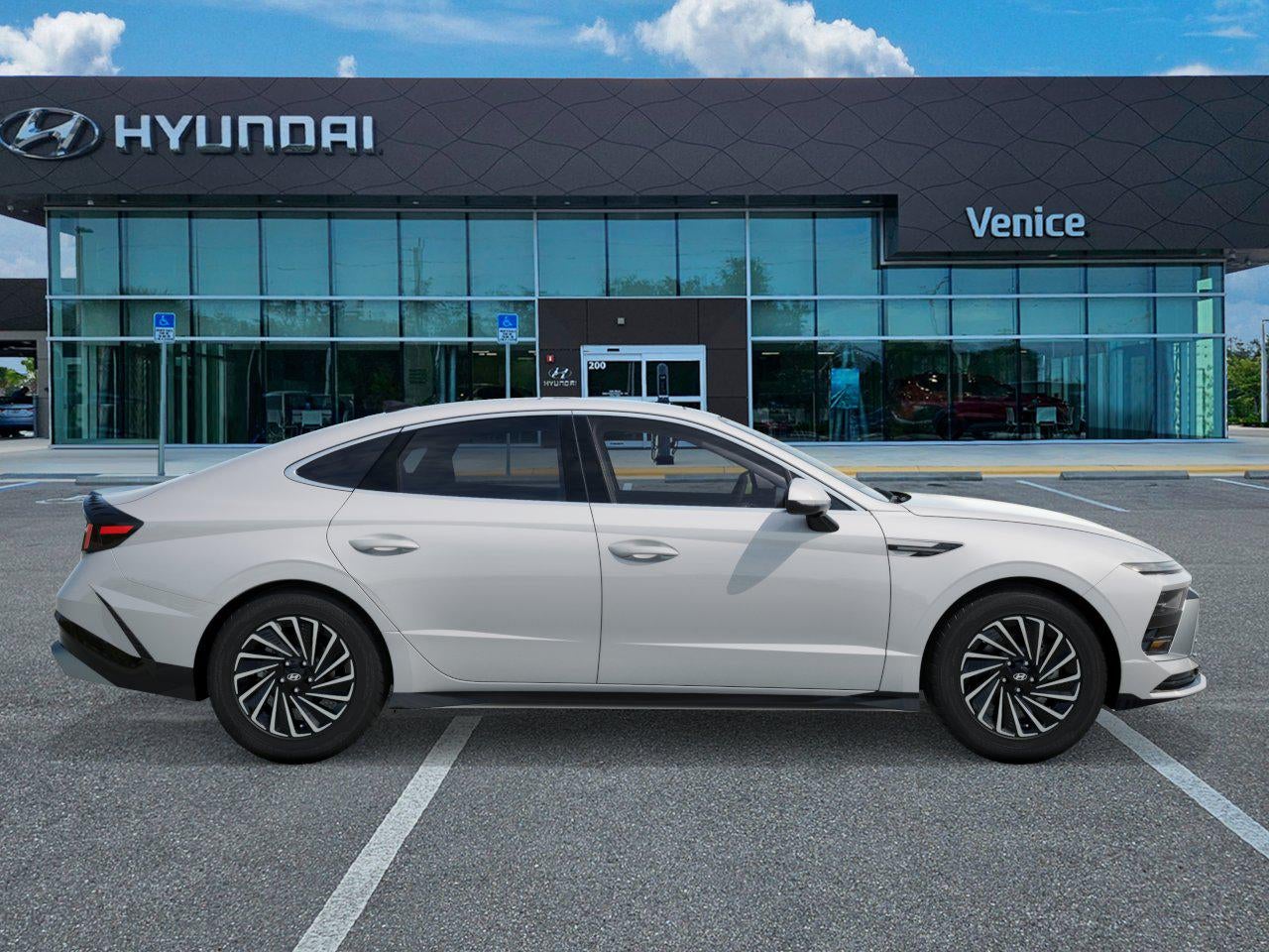 2026 Hyundai SONATA HYBRID SEL