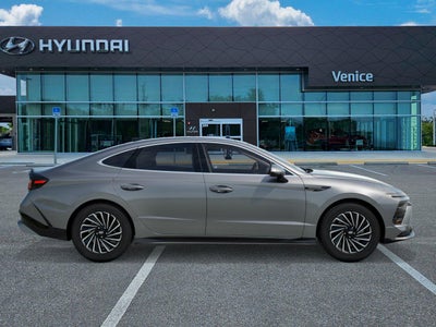 2026 Hyundai SONATA HYBRID Limited