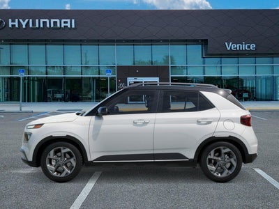 2026 Hyundai VENUE SEL W/Two-Tone Roof