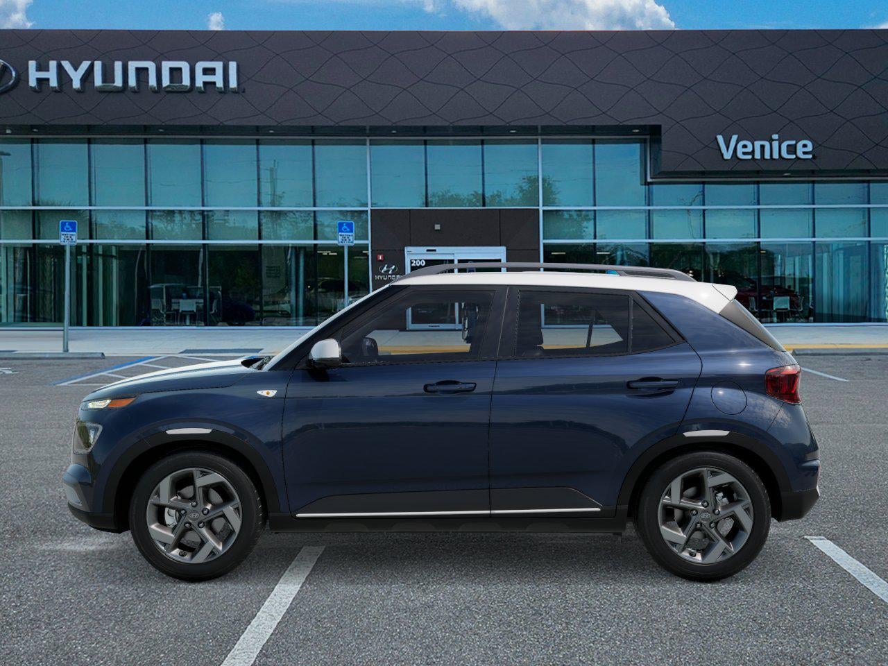 2026 Hyundai VENUE SEL W/Two-Tone Roof