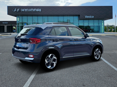 2026 Hyundai VENUE SEL W/Two-Tone Roof
