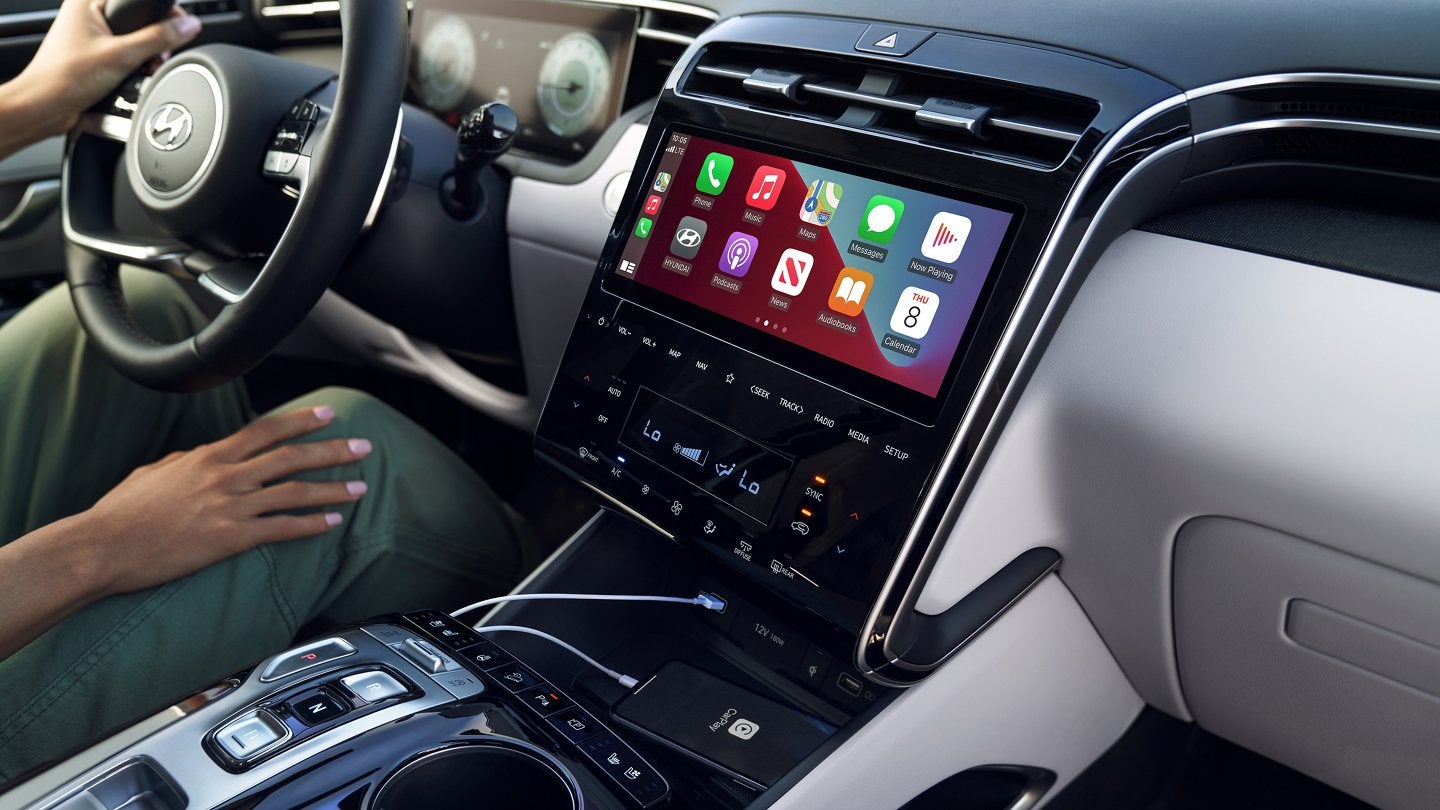 2022 Tucson Interior | Hyundai of Venice in Venice FL